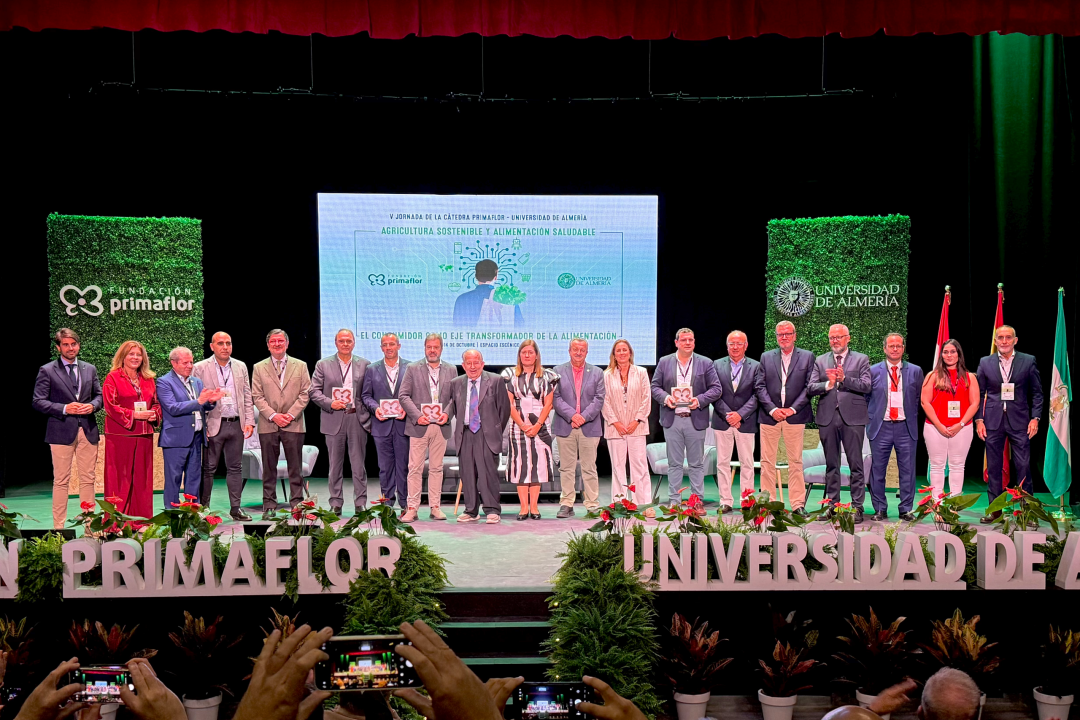 FOTO FINAL JORNADA CÁTEDRA 2025